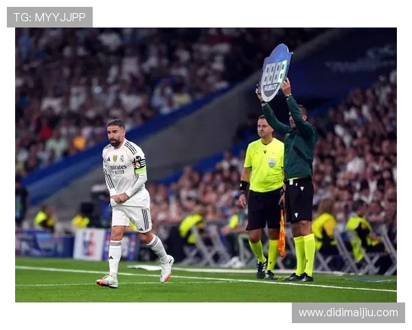 阿隆索重返皇马训练场正式亮相 引发球迷热烈关注与期待